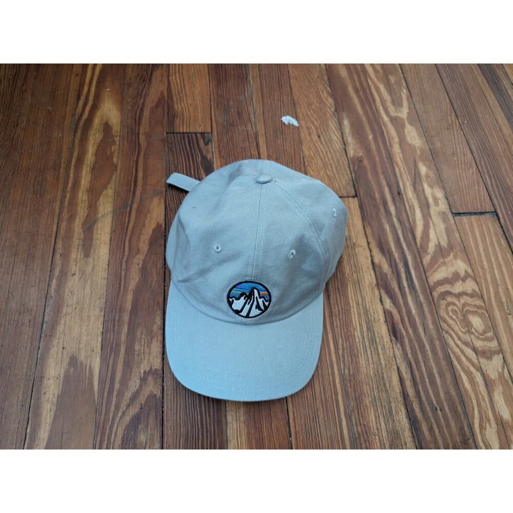 Patagonia Tan Mens Adjustable Hat in good condition.